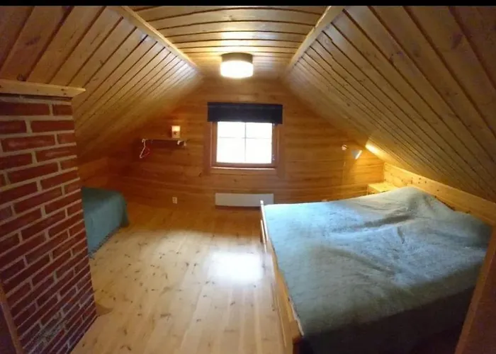 Pyhae Aava شاليه *